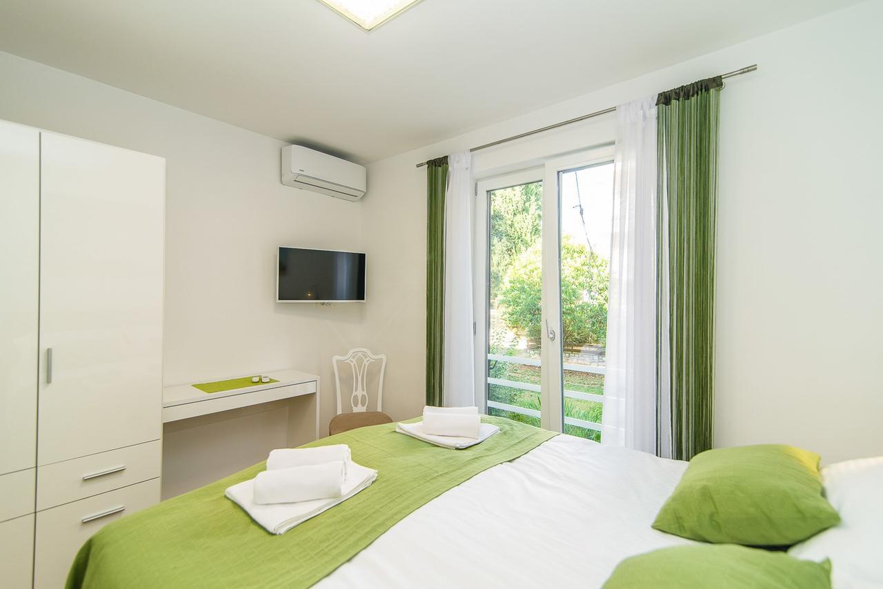 Vera Luxury Poreč Extérieur photo